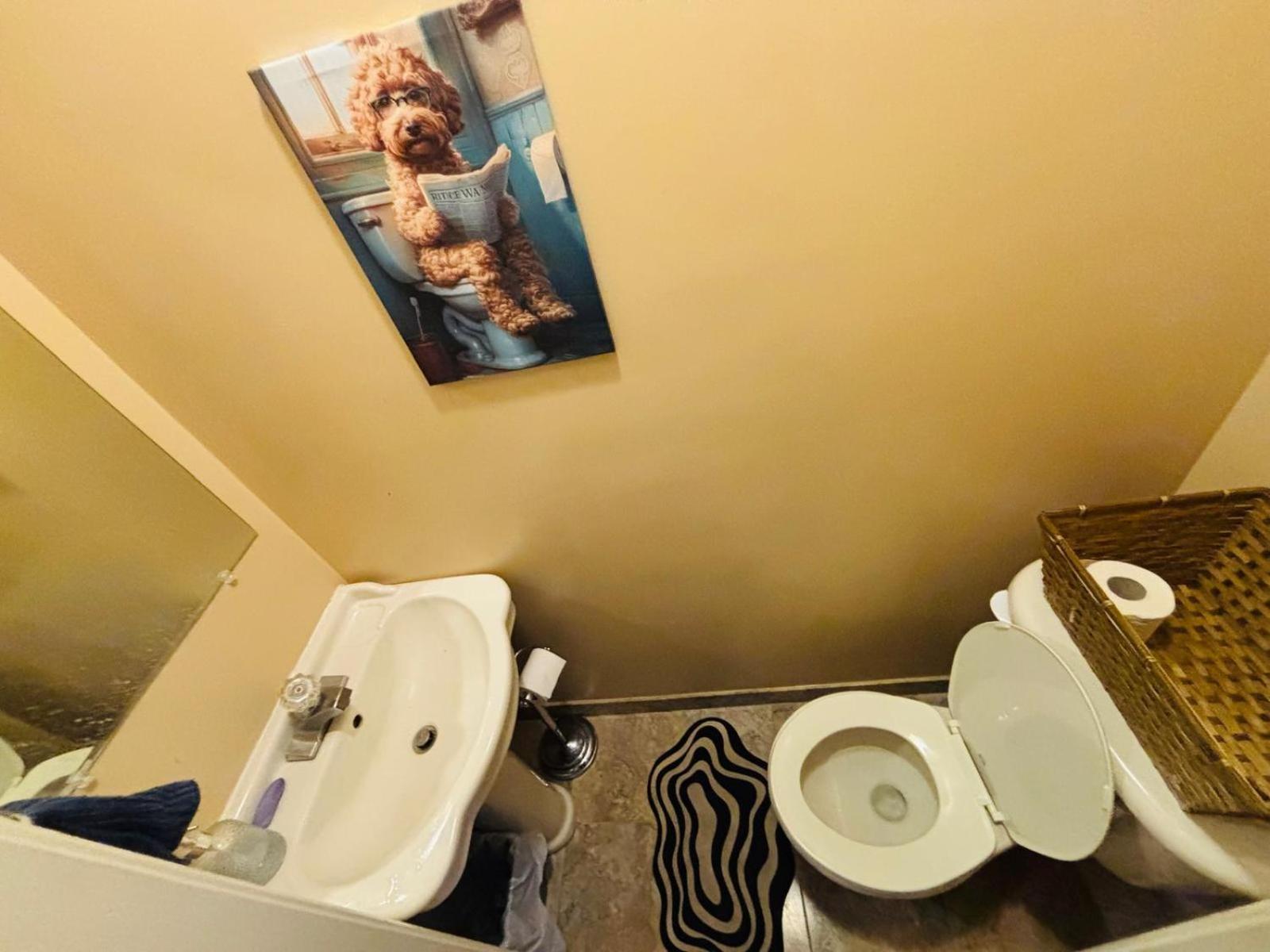 Room With Private Patio Next To Toronto Airport Mississauga Luaran gambar